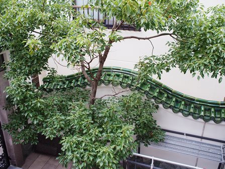 中華街の緑釉瓦屋根で溶けた銅瓦を思い出す。 - ROOF-NET ON LINE MAGAZINE