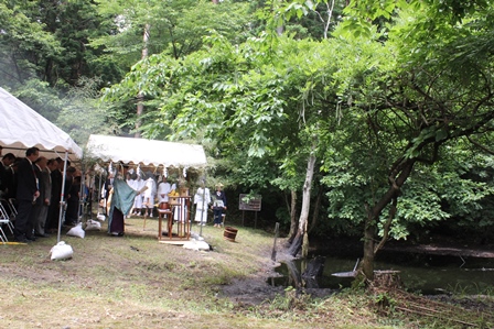 昨年の黒川燃水祭の様子。