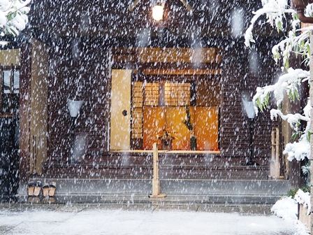 雪の元旦　正月飾り　1011025