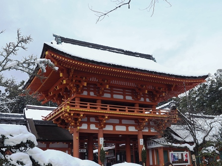 遷宮の年を迎えた上賀茂神社 楼門P1020082