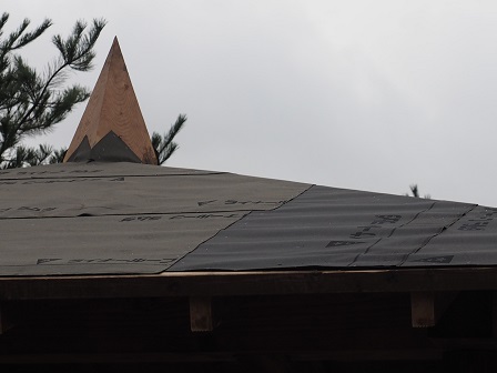 東屋の屋根下ルーフィング 東屋の屋根下ルーフィング