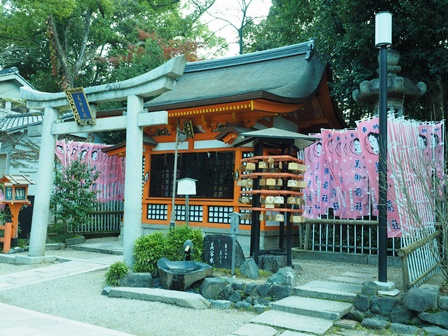 美の寺社の銅屋根　PC040096