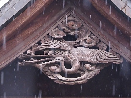 八幡大神社の懸魚PA190300