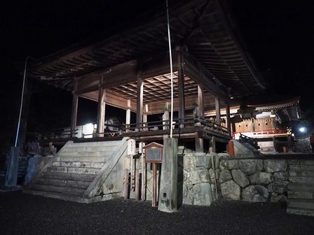 東本宮拝殿と本殿P1010228